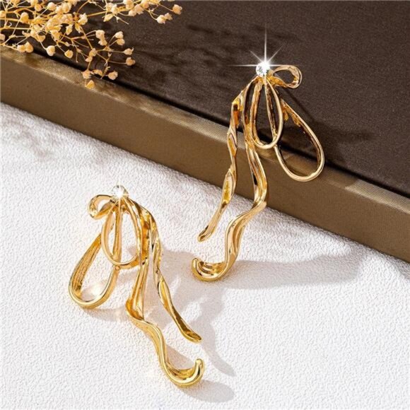 18K Gold-Plated Bow Earrings - Picture 4 of 5
